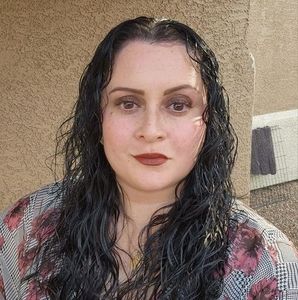 Meet your Posher, Mimi